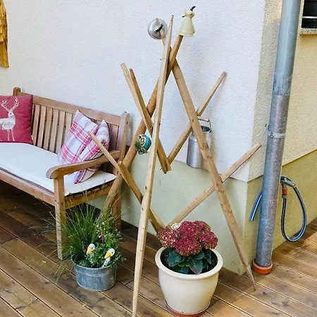 Stiefelburg Der Berghof Hotel 3*