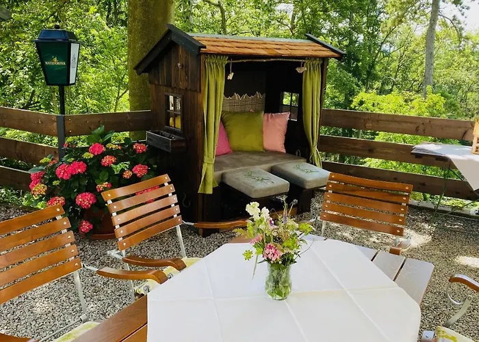 Hotel Stiefelburg Der Berghof Nauendorf (Weimarer)