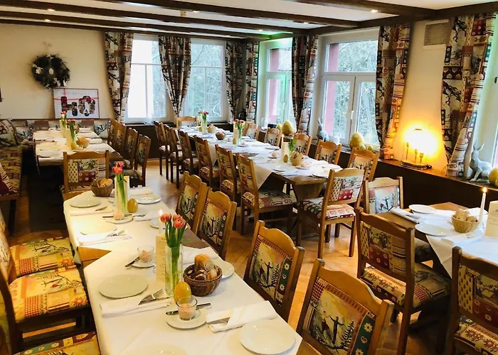 Stiefelburg Der Berghof 3*