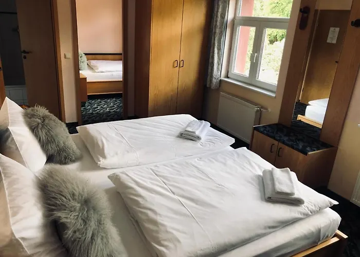 Hotel Stiefelburg Der Berghof 3*